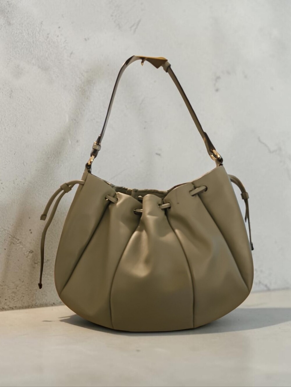 KATE SPADE  Soft Olive Drawstring Hobo Bag with Shoulder Strap